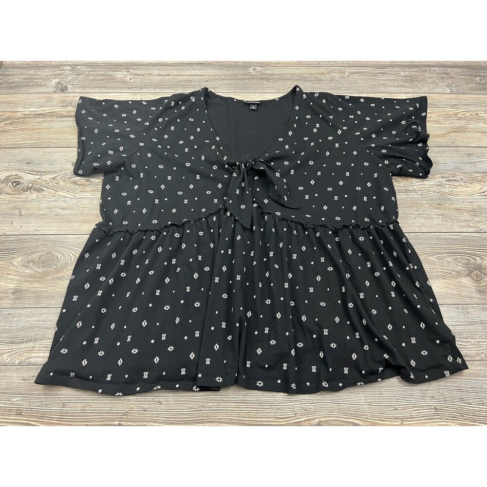 TORRID Blouse Empire Waist Black/White Cotton Babydoll‎ Aztec Shirt Size 3 (3XL)